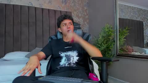 ethanlowell online show from 11-04-25, 10:53