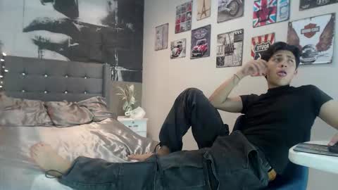 ETHAN online show from 10-22-25, 04:24