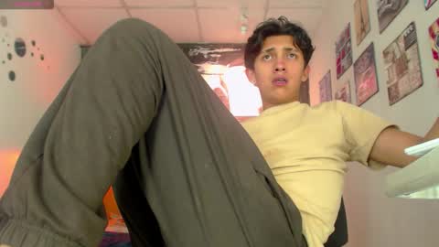 ETHAN online show from 10-25-25, 04:42