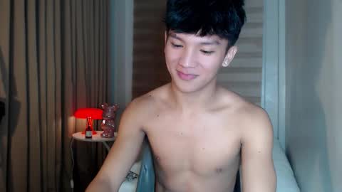 Rey online show from 02-17-26, 03:29