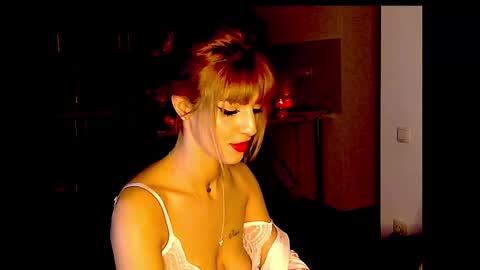 Snapshot of etherealuxx chatting on 02-13-26, 08:49 Serena online show from 02-13-26, 08:49