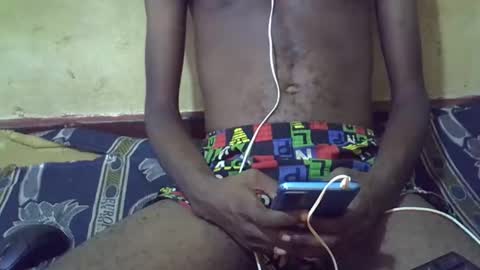 Snapshot of etrar_largedick chatting on 01-31-25, 07:40 etrar_largedick online show from 01-31-25, 07:40