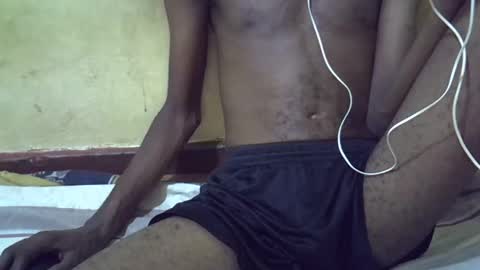 Snapshot of etrar_largedick chatting on 02-08-25, 11:33 etrar_largedick online show from 02-08-25, 11:33
