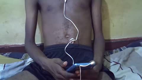 Snapshot of etrar_largedick chatting on 02-13-25, 01:29 etrar_largedick online show from 02-13-25, 01:29