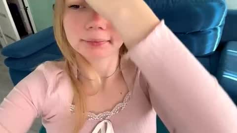 Lana online show from 09-26-25, 05:22