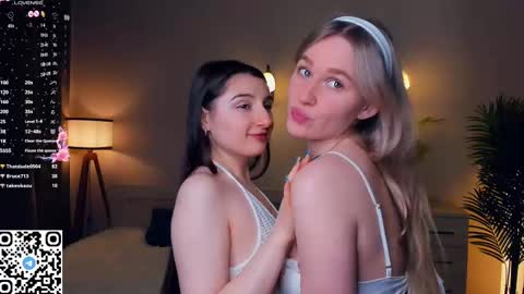 Kira and Kamila online show from 02-09-25, 10:54