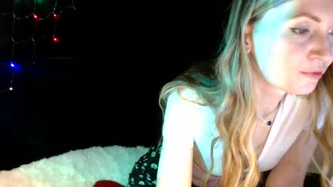 Liana online show from 12-07-24, 02:24