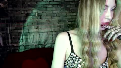 Liana online show from 01-01-25, 08:15