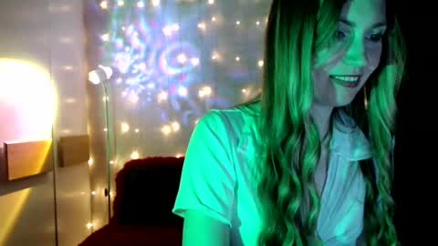 Liana online show from 02-16-25, 04:21