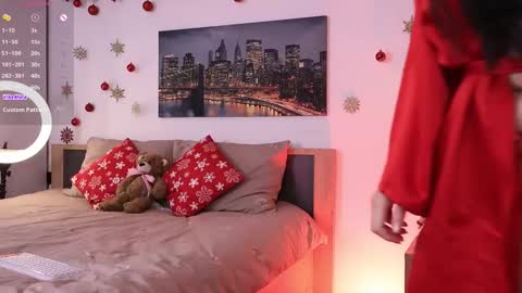 Snapshot of eva__si chatting on 12-17-25, 11:16 Eva online show from 12-17-25, 11:16