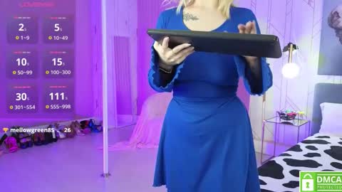 Snapshot of eva__summers chatting on 11-03-25, 04:14 Eva online show from 11-03-25, 04:14