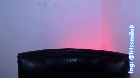 Snapshot of eva_brooks1 chatting on 02-19-25, 04:12 Iris Smile independent model online show from 02-19-25, 04:12