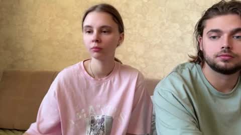 Eva Calvin online show from 11-18-25, 03:01