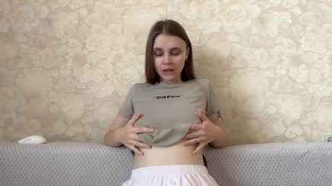 Eva Calvin online show from 11-24-25, 04:23