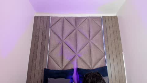 Snapshot of eva_daemon chatting on 01-09-25, 11:36 EVA DAEMON online show from 01-09-25, 11:36