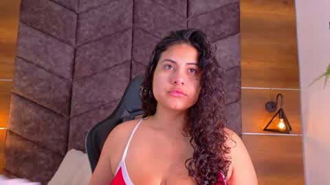 EVA DAEMON  online show from 05-01-26, 10:42