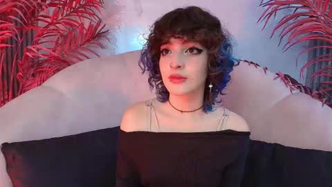 E V A online show from 11-05-25, 07:47