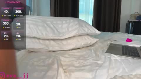 Free toy control in pvt online show from 02-19-25, 06:11