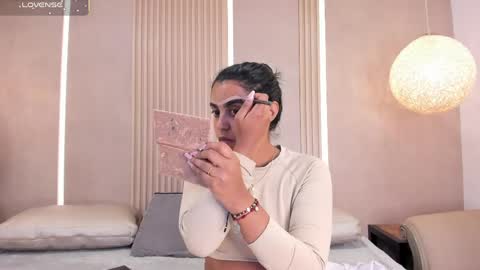 Eva online show from 05-08-26, 11:37