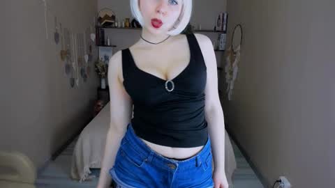 Eva online show from 10-01-25, 11:16