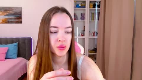 Eva LIss online show from 05-17-26, 03:59