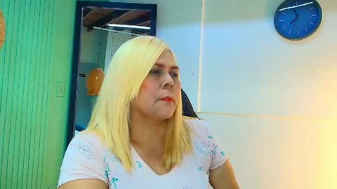 eva_love49 online show from 03-19-26, 06:56