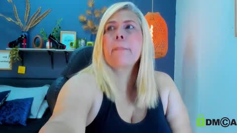 eva_love49 online show from 03-23-26, 12:31