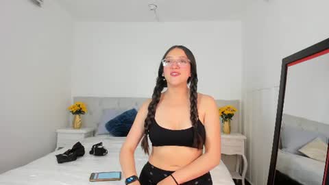 Eva online show from 06-22-26, 11:40