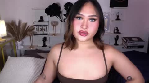 Queen Eva Mazikeen online show from 01-06-26, 10:12