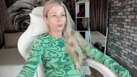 Eva online show from 05-06-26, 05:18