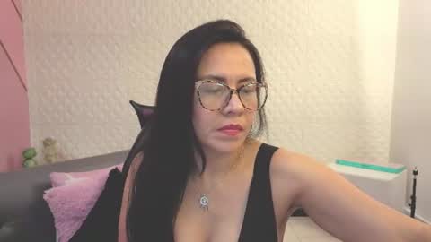 Eva  online show from 06-13-26, 03:21