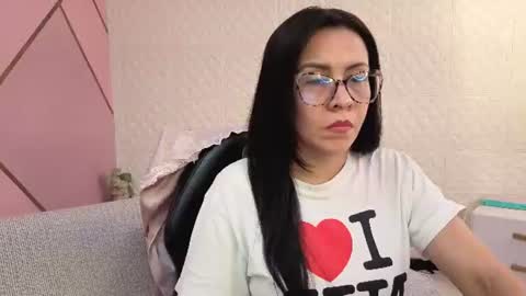 Eva  online show from 06-19-26, 03:05
