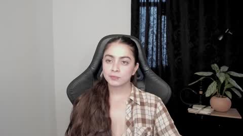 eva_monn online show from 12-21-24, 07:38