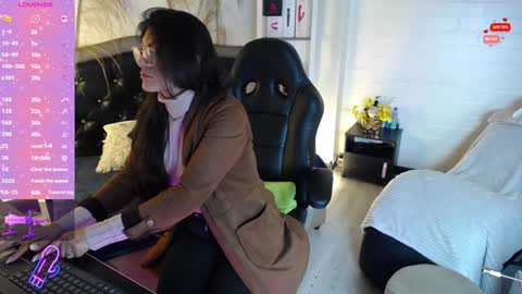 Eva Notty  online show from 01-16-25, 01:04