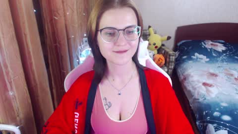 Snapshot of eva_orchid chatting on 12-20-24, 01:25 Eva online show from 12-20-24, 01:25