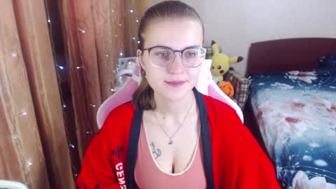 Snapshot of eva_orchid chatting on 12-21-24, 07:27 Eva online show from 12-21-24, 07:27