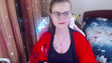 Snapshot of eva_orchid chatting on 12-24-24, 10:17 Eva online show from 12-24-24, 10:17