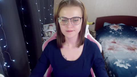 Snapshot of eva_orchid chatting on 01-09-25, 01:02 Eva online show from 01-09-25, 01:02