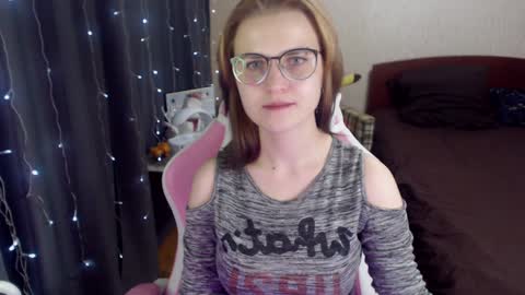 Snapshot of eva_orchid chatting on 01-11-25, 04:14 Eva online show from 01-11-25, 04:14