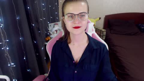 Snapshot of eva_orchid chatting on 01-19-25, 04:57 Eva online show from 01-19-25, 04:57