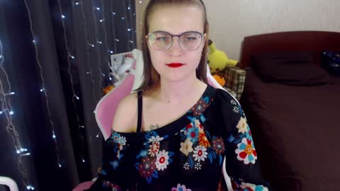 Snapshot of eva_orchid chatting on 01-22-25, 01:00 Eva online show from 01-22-25, 01:00