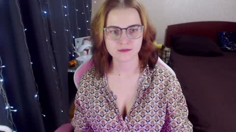 Snapshot of eva_orchid chatting on 01-28-25, 10:12 Eva online show from 01-28-25, 10:12
