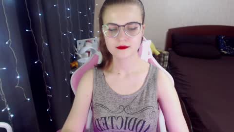 Snapshot of eva_orchid chatting on 01-31-25, 12:51 Eva online show from 01-31-25, 12:51