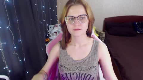 Snapshot of eva_orchid chatting on 02-01-25, 03:50 Eva online show from 02-01-25, 03:50