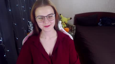 Snapshot of eva_orchid chatting on 02-12-25, 04:00 Eva online show from 02-12-25, 04:00