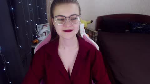 Snapshot of eva_orchid chatting on 02-14-25, 09:56 Eva online show from 02-14-25, 09:56