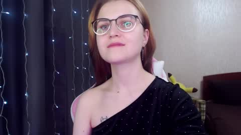 Snapshot of eva_orchid chatting on 02-15-25, 04:12 Eva online show from 02-15-25, 04:12