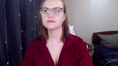 Snapshot of eva_orchid chatting on 02-16-25, 04:21 Eva online show from 02-16-25, 04:21