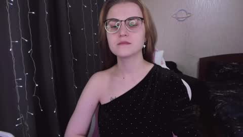 Snapshot of eva_orchid chatting on 02-22-25, 10:18 Eva online show from 02-22-25, 10:18