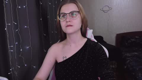 Snapshot of eva_orchid chatting on 02-22-25, 04:30 Eva online show from 02-22-25, 04:30